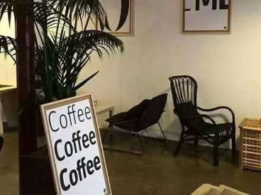 默默伤心哭泣的说说句子 伤心难过却不想让人知道的说说1